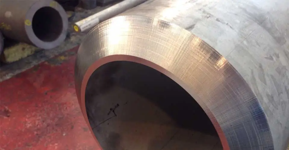 Cómo biselar tubos antes de soldar