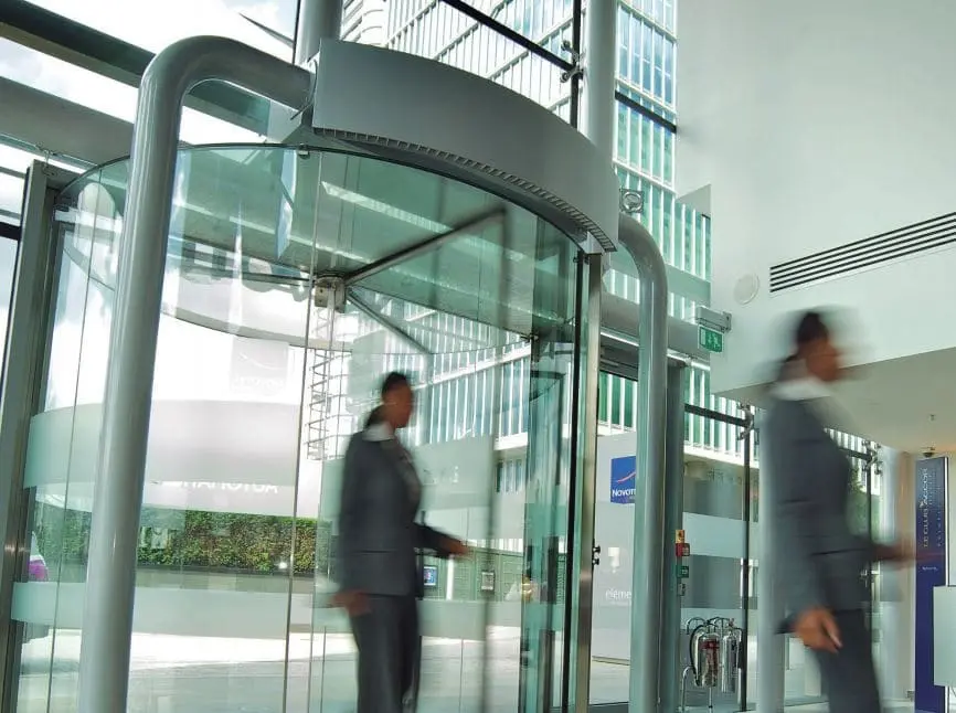 Cortinas de aire para locales comerciales_02